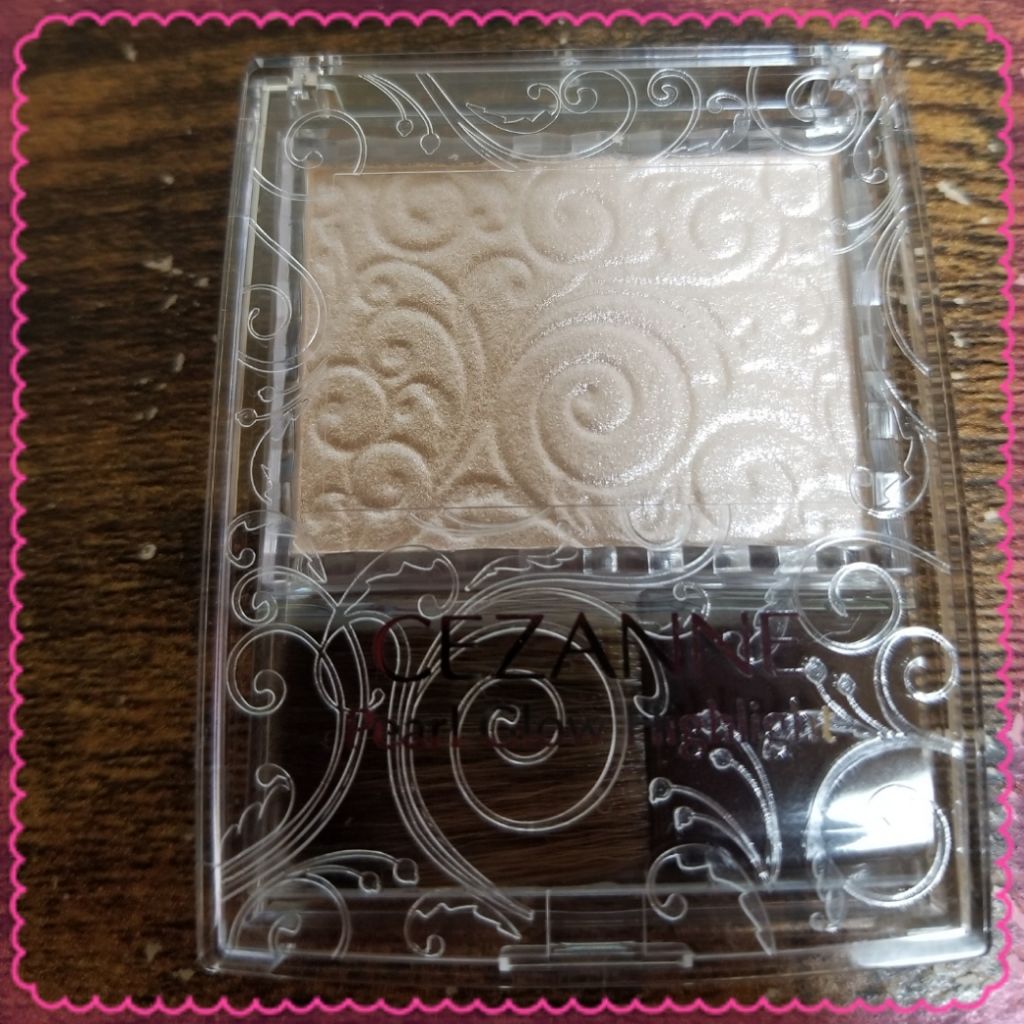 パールグロウハイライト/CEZANNE/パウダーハイライトを使ったクチコミ（1枚目）