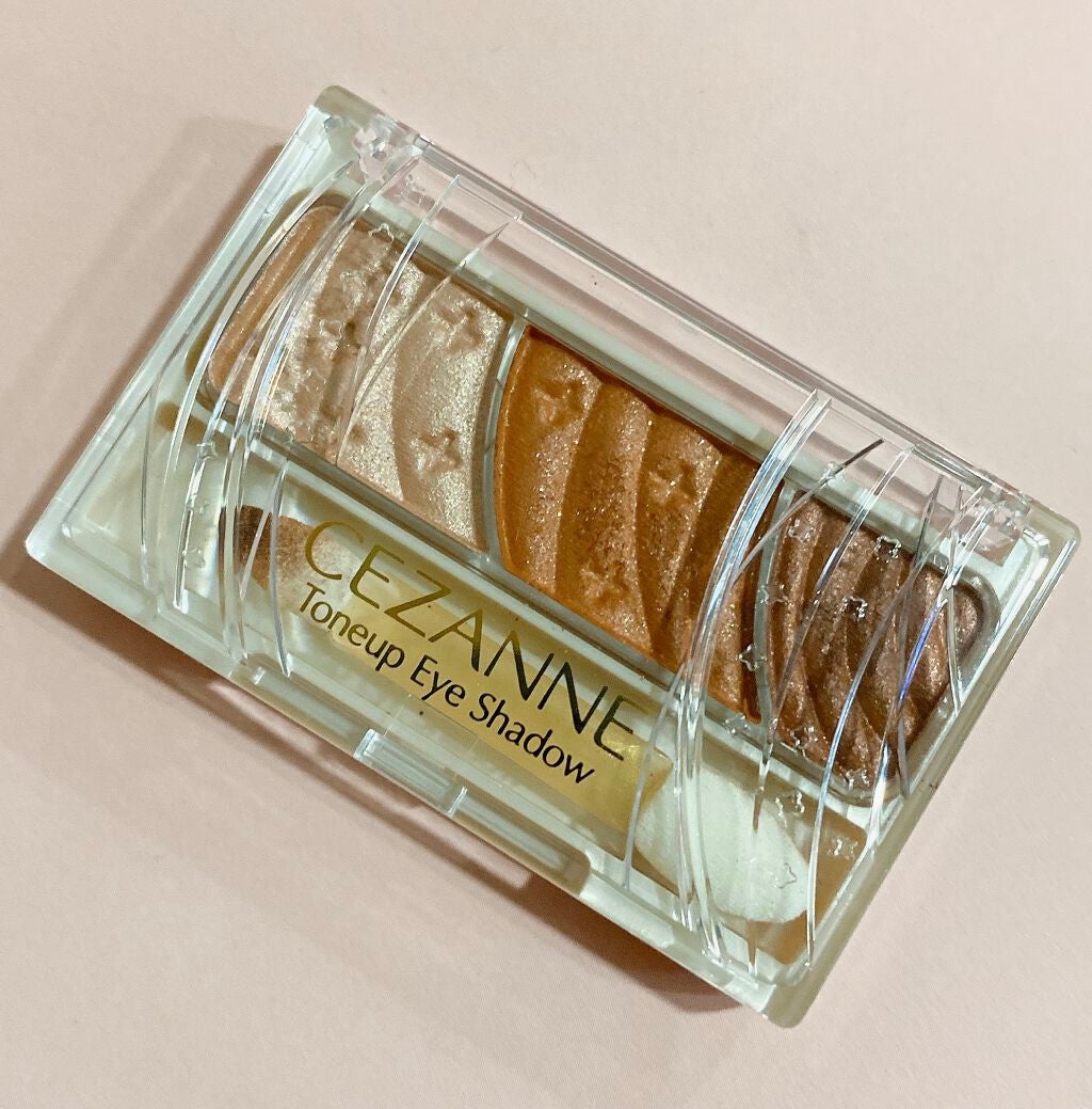 トーンアップアイシャドウ/CEZANNE/アイシャドウパレットを使ったクチコミ(2枚目)