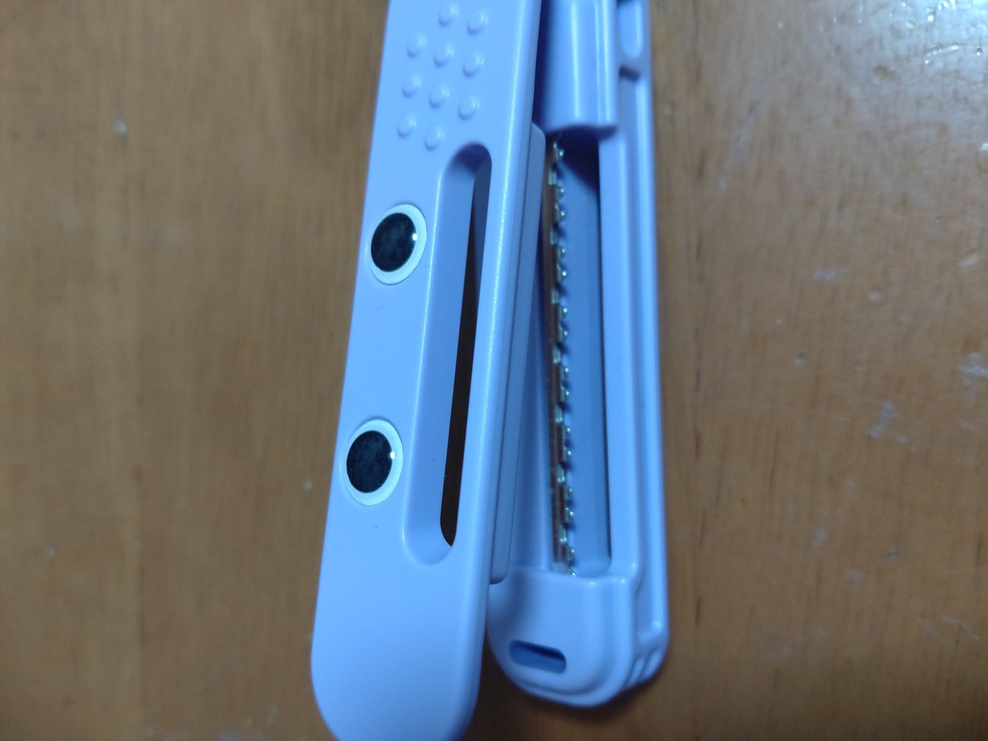 かんたん前髪セルフカッター /ヘアカットモンスター/ヘアケアグッズを使ったクチコミ(2枚目)