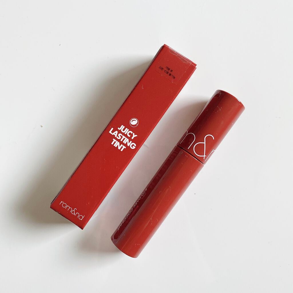 ジューシーラスティングティント/rom&nd/リップティントを使ったクチコミ(2枚目)