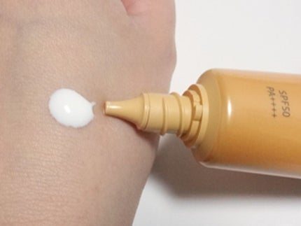 光プロテクション/エクイタンス/日焼け止めクリームを使ったクチコミ(2枚目)