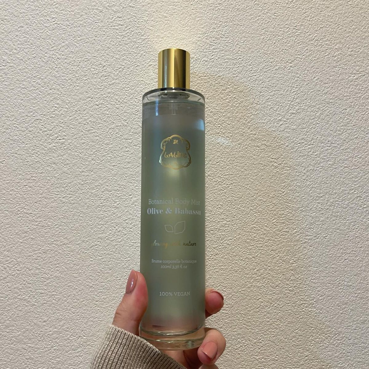 @lalinejapan 

ずっとリピートしてオーシャン使ってるけど
今回は前から気になってた
オリーブ&バーバス買ってみた🫒🌱

ボディミストだけどコロンとしても使えて清潔感のある
いい香り🌝

#laline
#fregranc