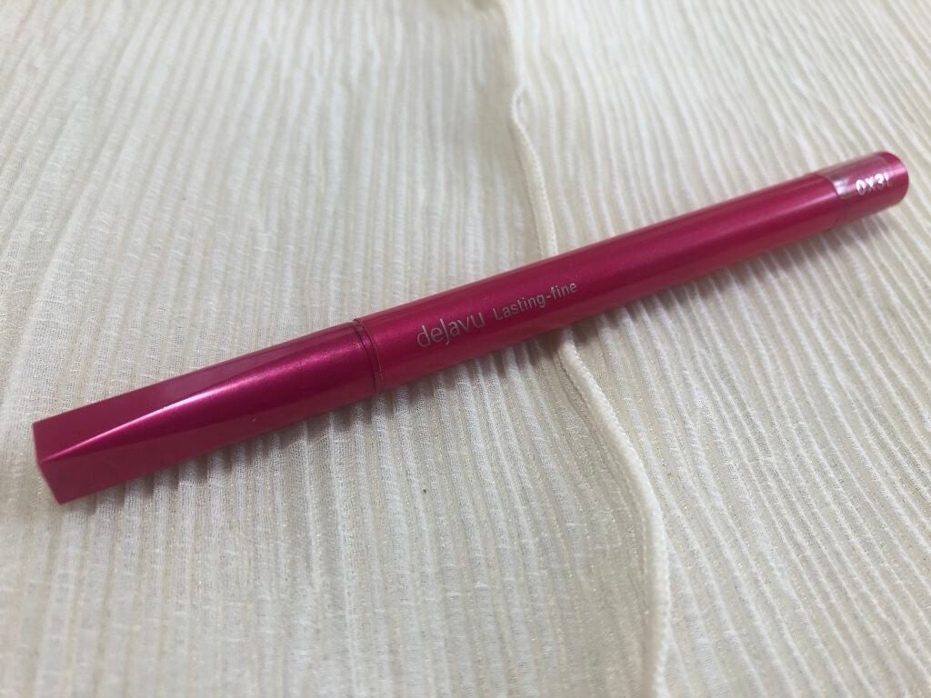 「密着アイライナー」しなやか筆リキッド/デジャヴュ/リキッドアイライナーを使ったクチコミ(1枚目)