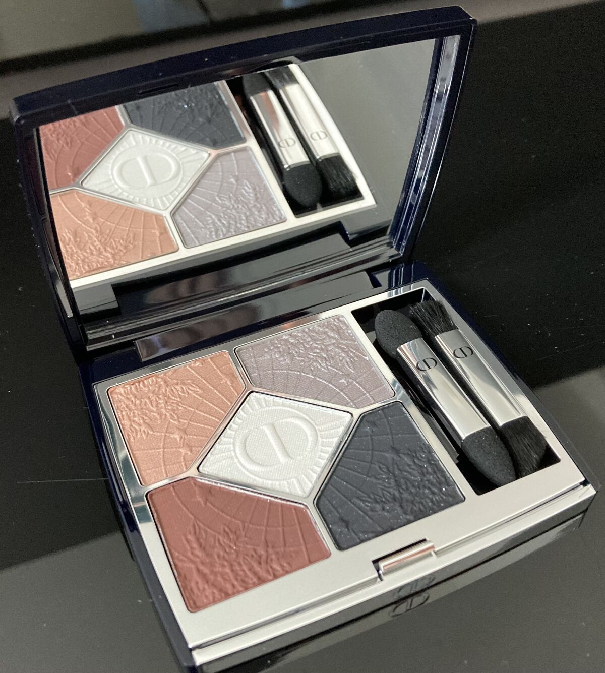 【旧】サンク クルール クチュール 589 ギャラクティック/Dior/アイシャドウパレットを使ったクチコミ（1枚目）