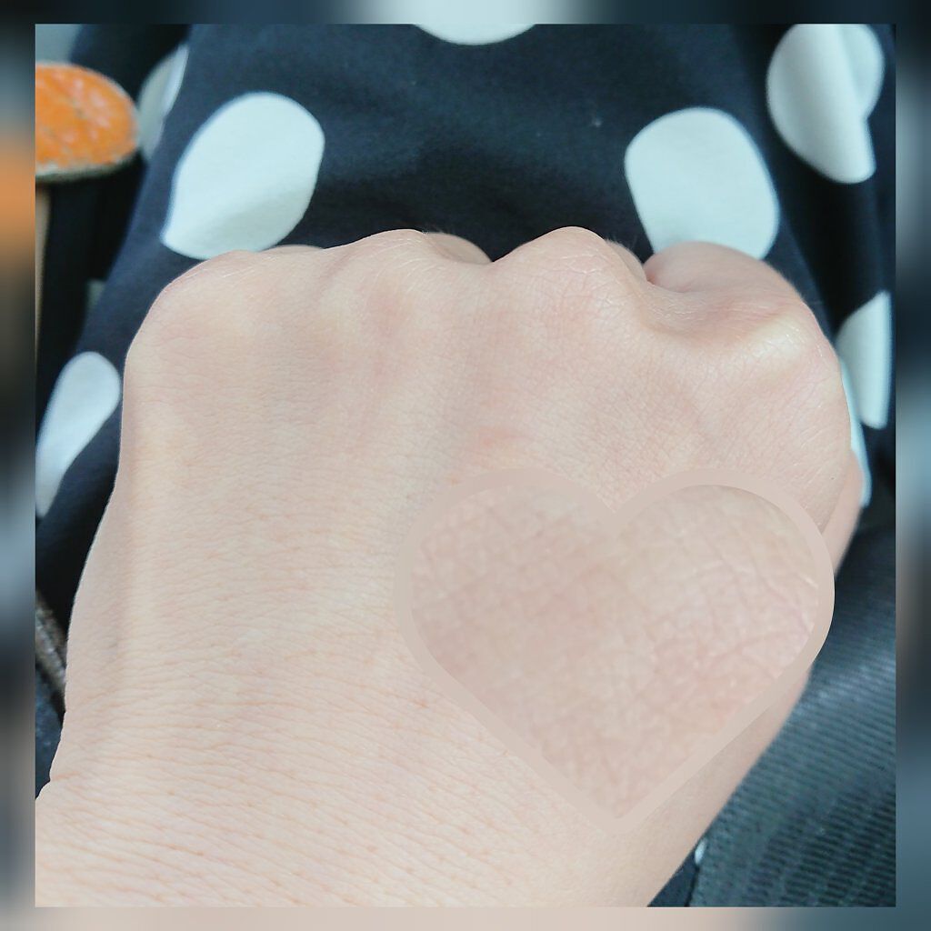 ❥ ❥ ❥ ru-ru-❥ ❥ ❥ on LIPS 「🤲バックハンドテスト🤲一旦、両手とも何もケアせずに同じ状態にし..」(1枚目)