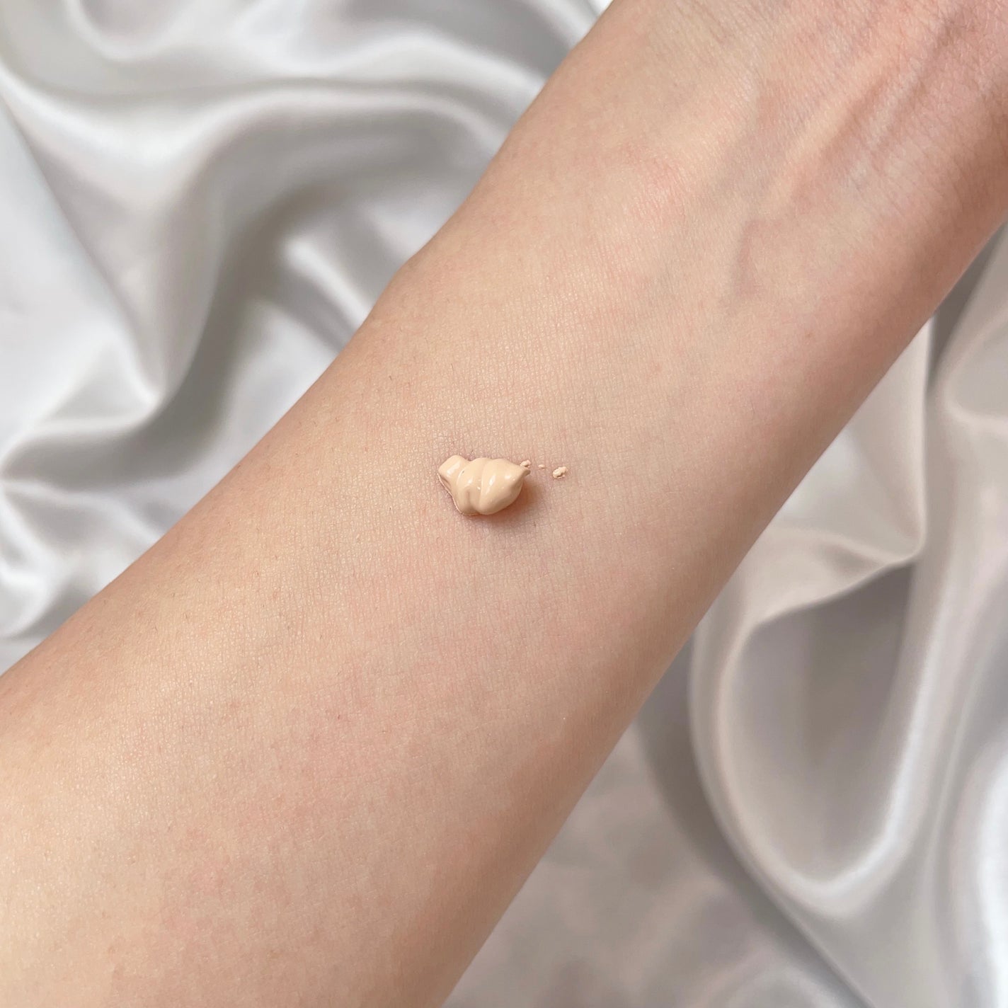 化粧崩れ対策 リキッドファンデーション/ZEESEA/リキッドファンデーションを使ったクチコミ(9枚目)