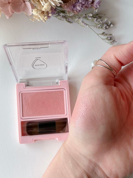 フーミー シングルブラッシュ/WHOMEE/パウダーチークを使ったクチコミ(3枚目)