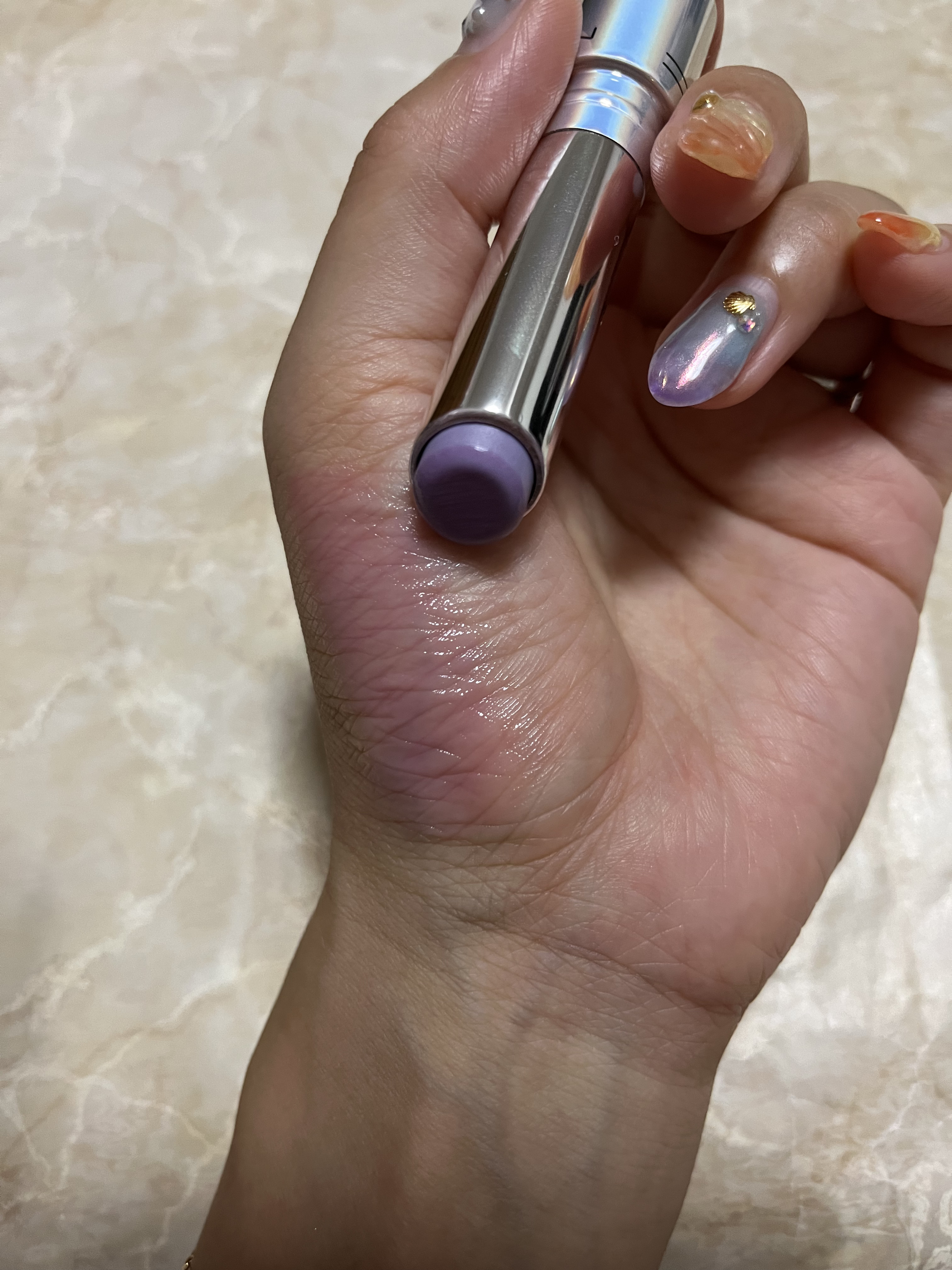 グロー プレイ テンダートーク リップ バーム/M・A・C/リップバームを使ったクチコミ（3枚目）