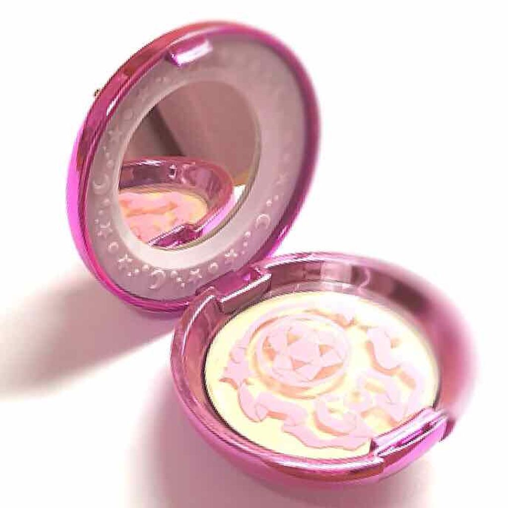 パウダーコンパクト/セーラームーンコスメ/プレストパウダーを使ったクチコミ(2枚目)