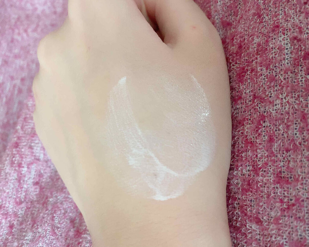 MAXCLINIC ロージーピンクトーンアップクリームのクチコミ「

はじめまして
愛羅です🍬

初投稿です。よろしくお願いします(*' ')*, ,)✨ﾍﾟｺ.....」（3枚目）