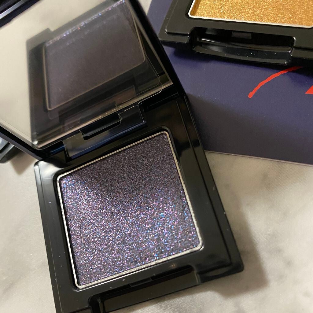 ラズル アイカラー/エレガンス ラズル /単色アイシャドウを使ったクチコミ(4枚目)