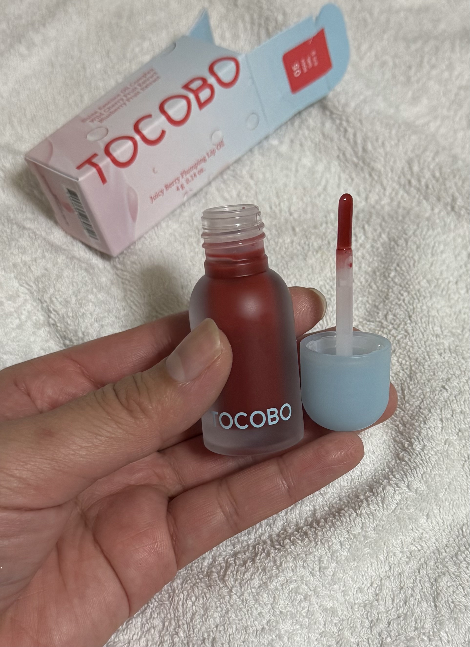 ジューシーベリープランピングリップオイル/TOCOBO/リップグロスを使ったクチコミ（3枚目）