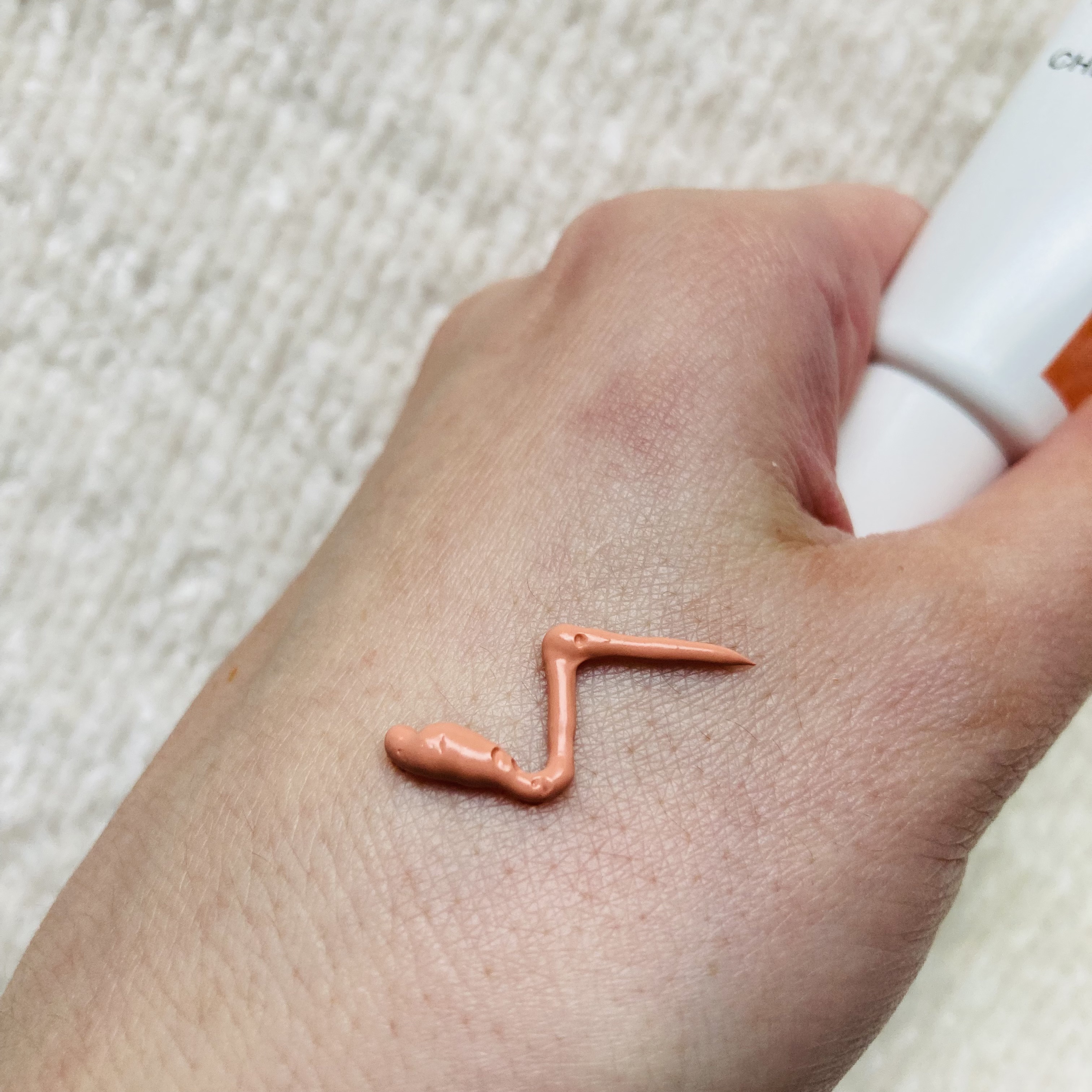 クロノビューティ カラーオンUV/アリィー/日焼け止めクリームを使ったクチコミ（3枚目）