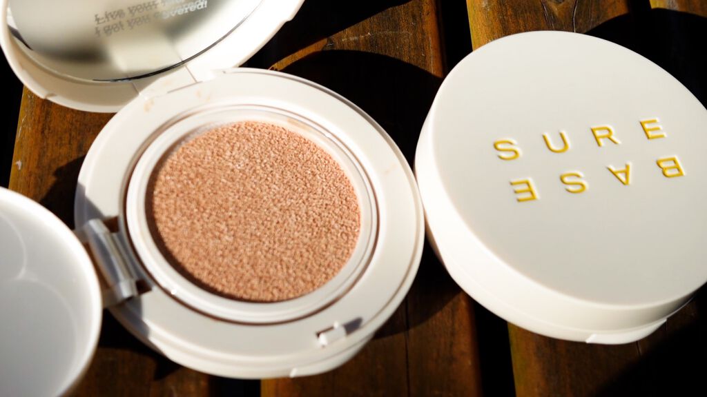 グラッドグローファンデーション/SUREBASE/クッションファンデーションを使ったクチコミ(2枚目)