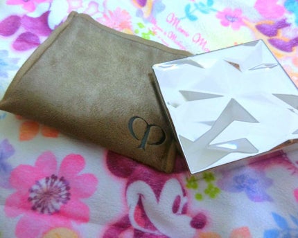 クレ・ド・ポー ボーテ レオスールデクラ/クレ・ド・ポー ボーテ/パウダーハイライトを使ったクチコミ(2枚目)