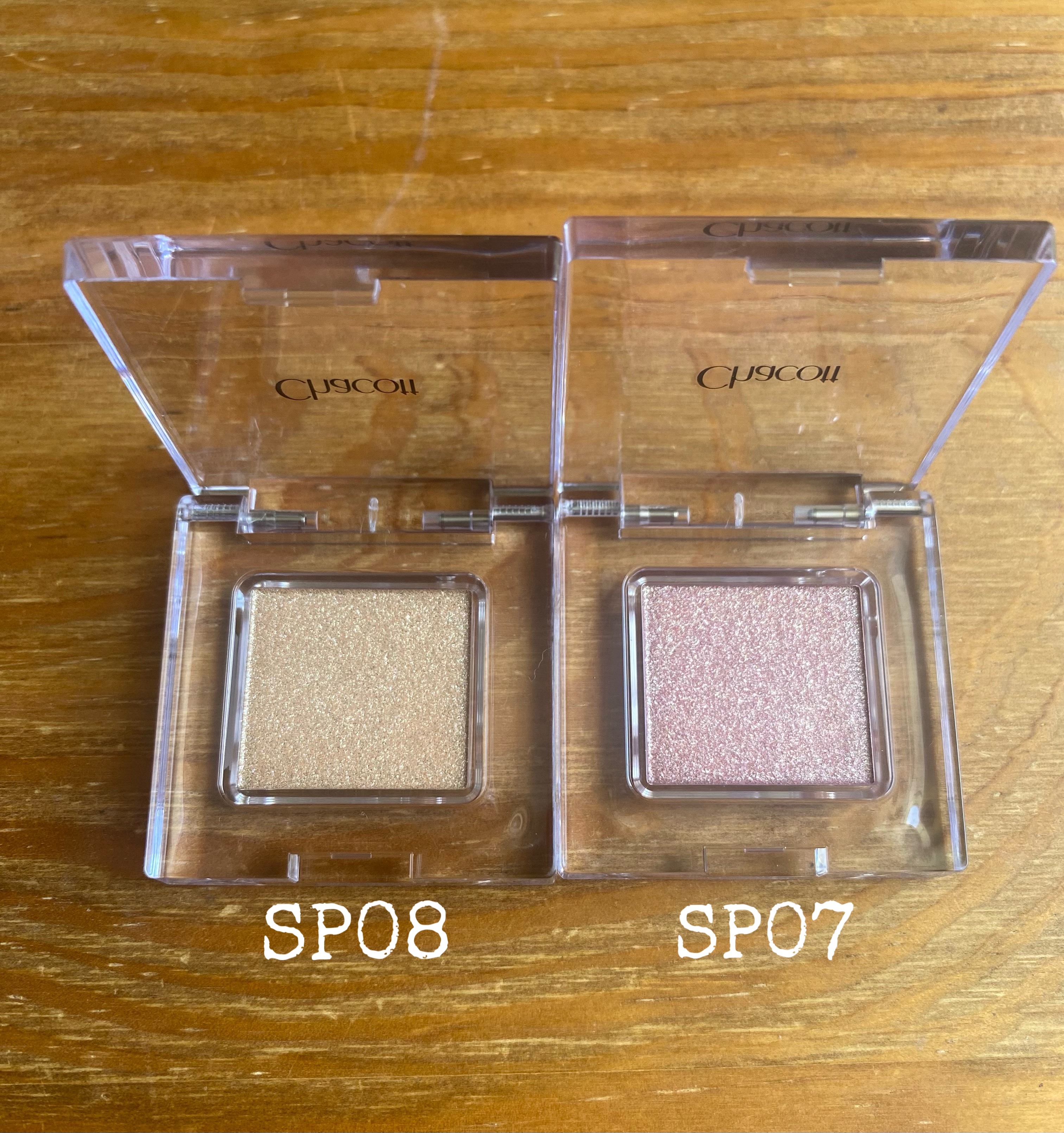 マルチカラーバリエーション スパークル/チャコット・コスメティクス/単色アイシャドウを使ったクチコミ（2枚目）