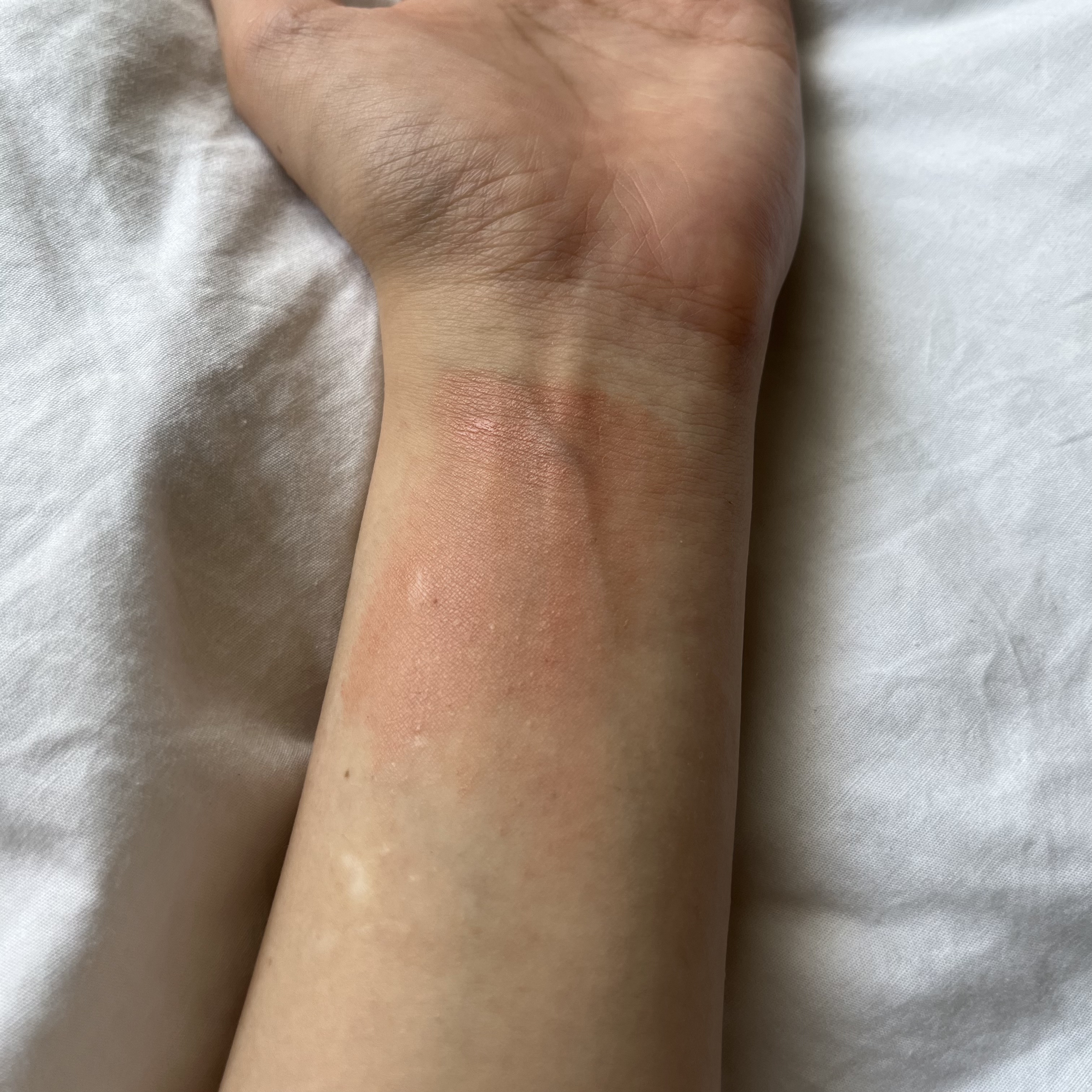 リキッドケアチーク 04 ポピーブリーズ(POPPY BREEZE)/nuse/リキッドチークを使ったクチコミ（3枚目）