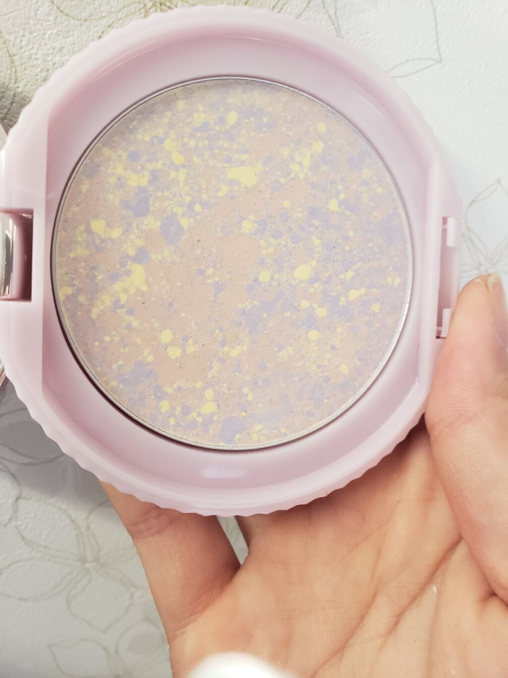 トランスペアレントフィニッシュパウダー/キャンメイク/プレストパウダーを使ったクチコミ(2枚目)