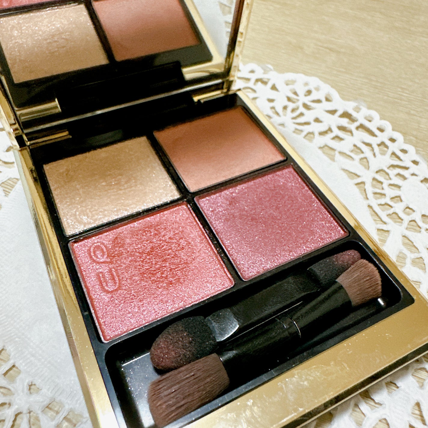 シグニチャー カラー アイズ/SUQQU/アイシャドウパレットを使ったクチコミ(4枚目)