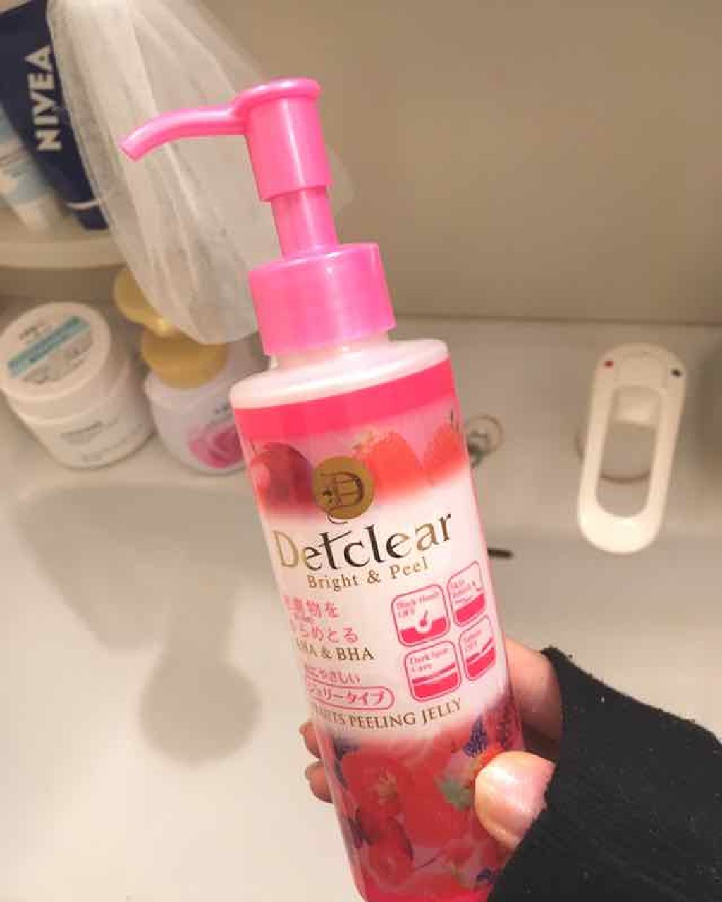 DETクリア ブライト＆ピール ピーリングジェリー<ミックスフルーツの香り>/Detclear/ピーリングを使ったクチコミ（1枚目）
