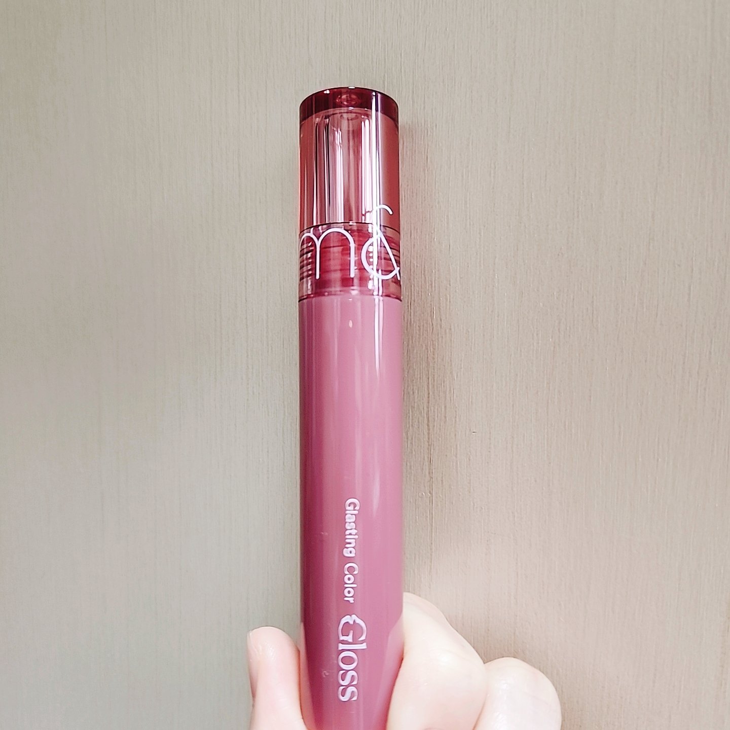 グラスティングカラーグロス/rom&nd/リップグロスを使ったクチコミ（1枚目）