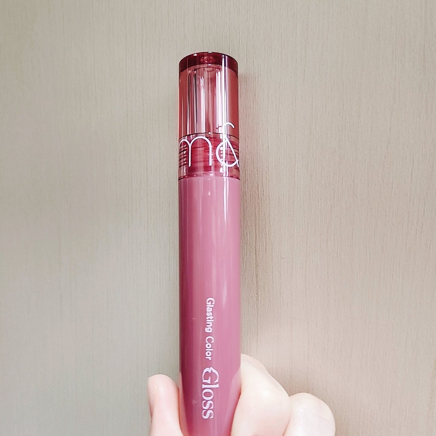 グラスティングカラーグロス/rom&nd/リップグロスを使ったクチコミ(1枚目)