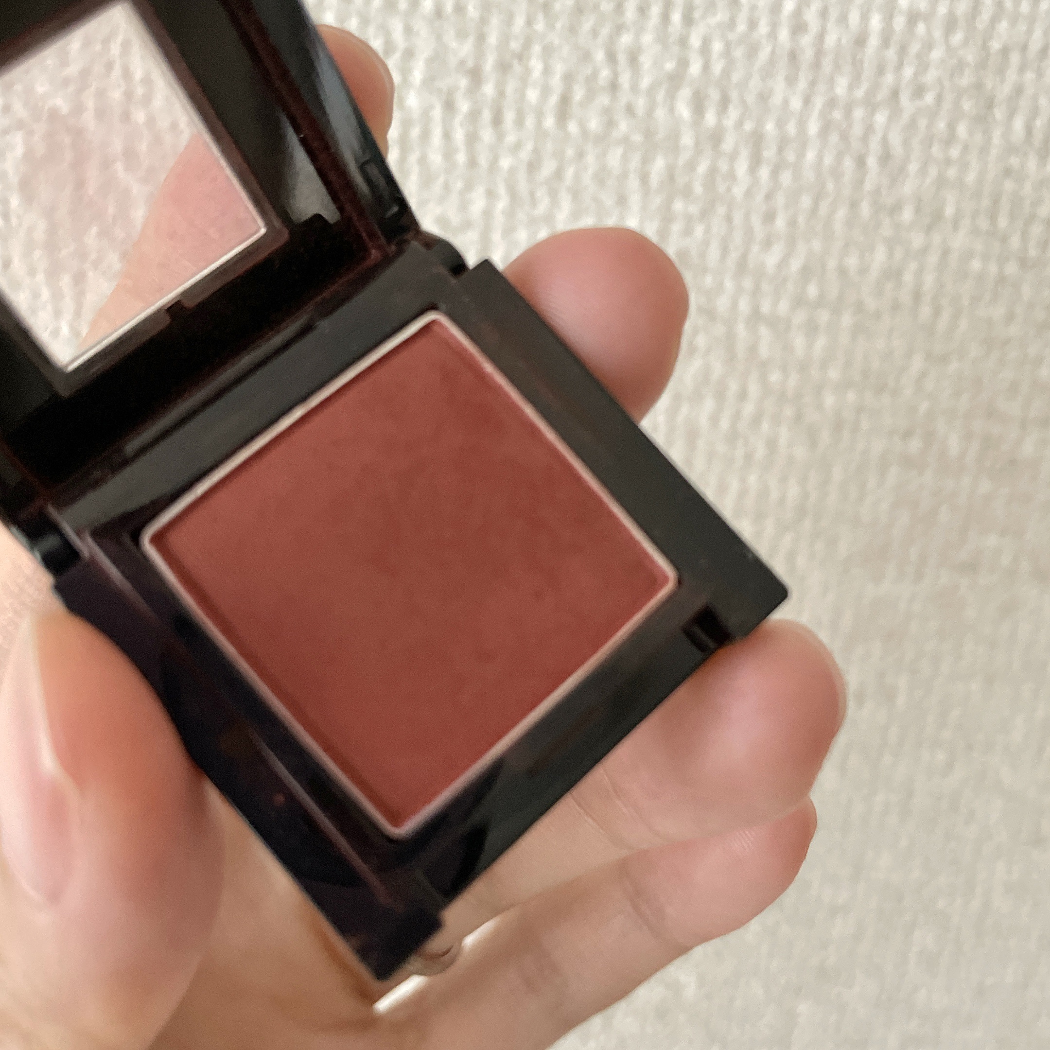 ヴィセ アヴァン シングルアイカラー/Visée/単色アイシャドウを使ったクチコミ（2枚目）