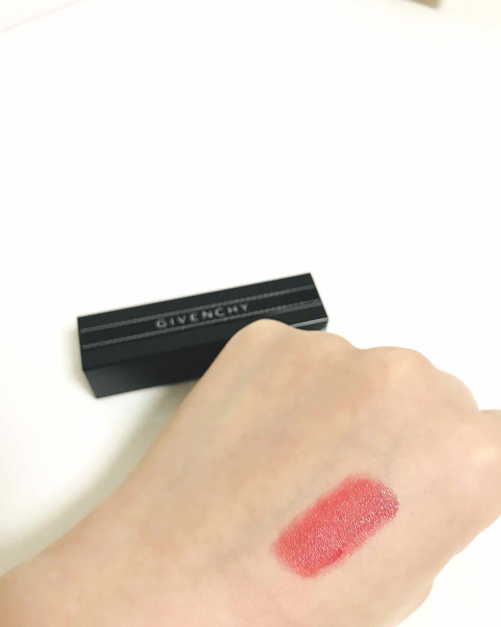 ルージュ・アンテルディ/GIVENCHY/口紅を使ったクチコミ(2枚目)