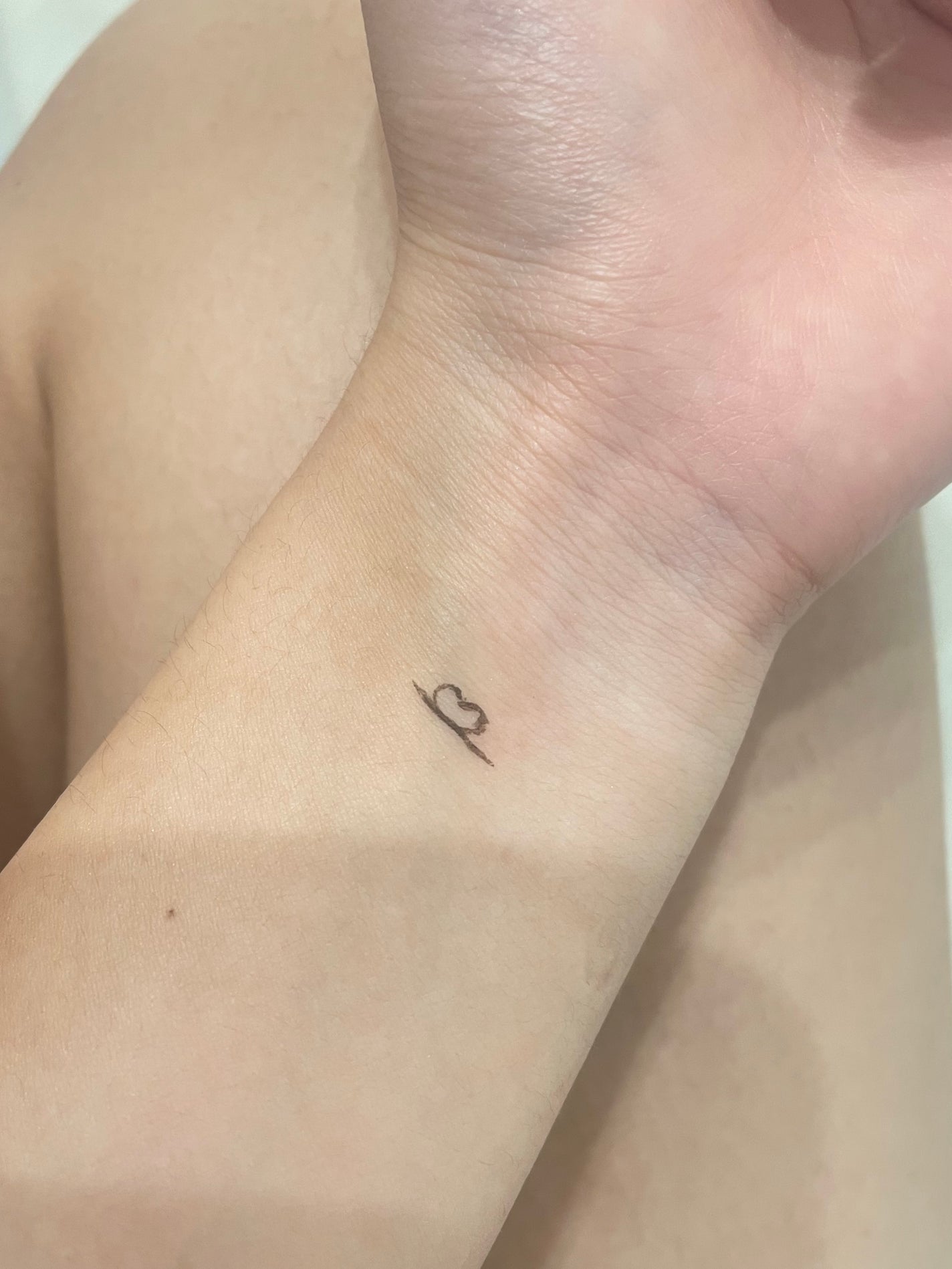 ベルベットライナー/LUMIURGLAS/リキッドアイライナーを使ったクチコミ(3枚目)