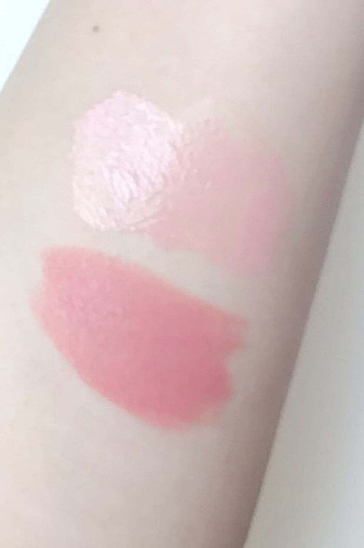 ～トゥー フェイスド ハングオーバー～ ピロー バーム リップ トリートメント/Too Faced/リップ美容液を使ったクチコミ（2枚目）