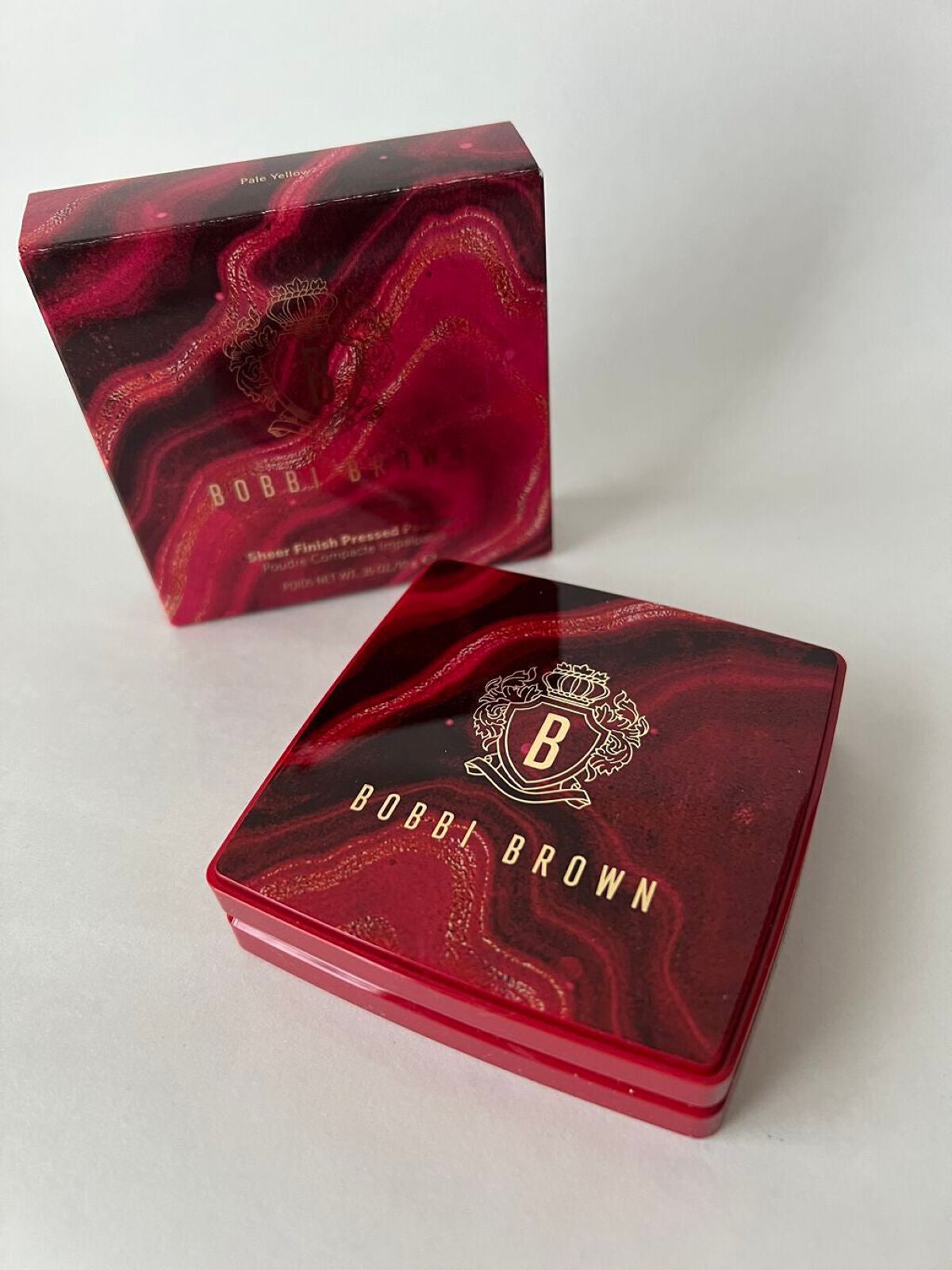 シアーフィニッシュ プレストパウダー L01 ペールイエロー (ストラック バイ リュクス コレクション)