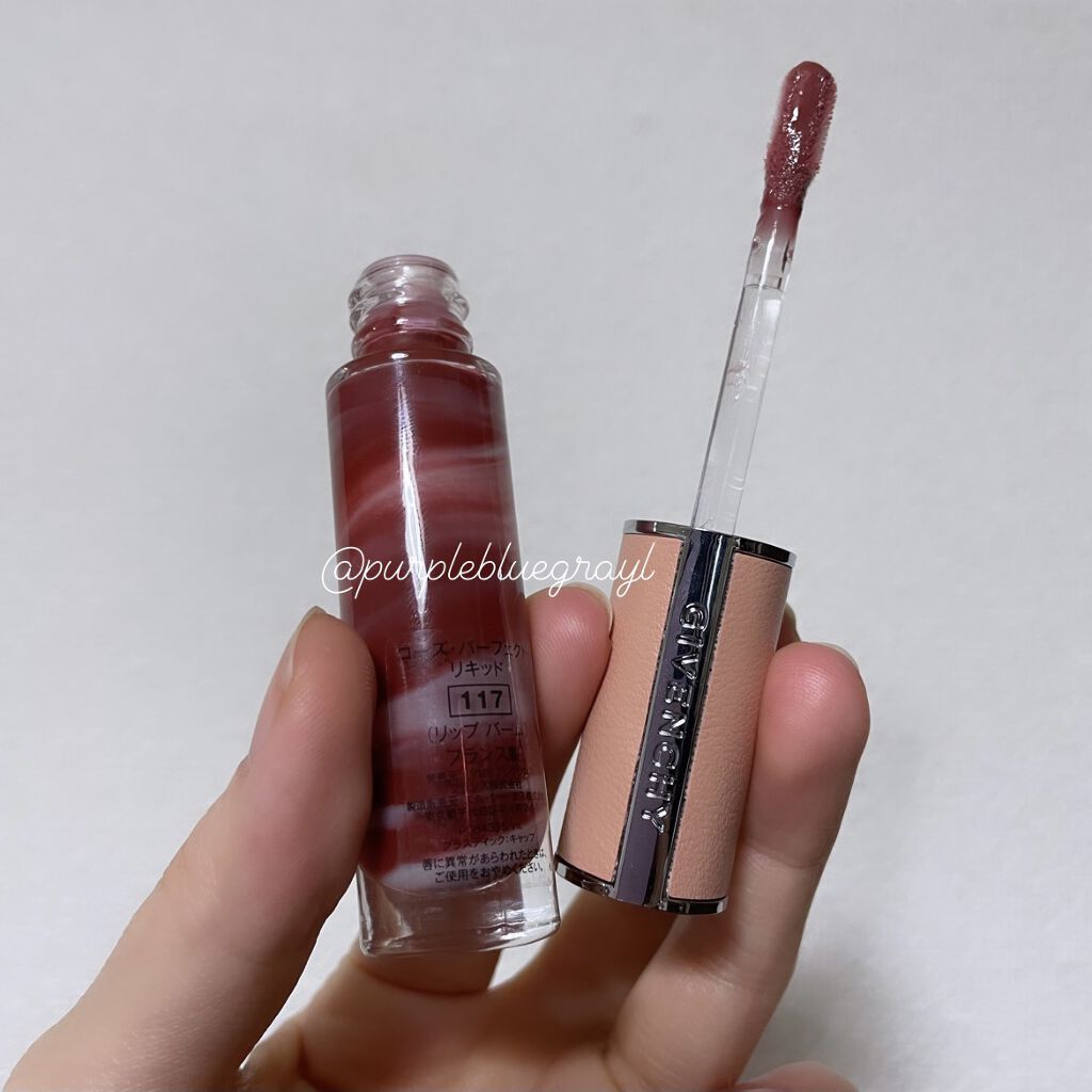 ローズ・パーフェクト・リキッド/GIVENCHY/口紅を使ったクチコミ（2枚目）