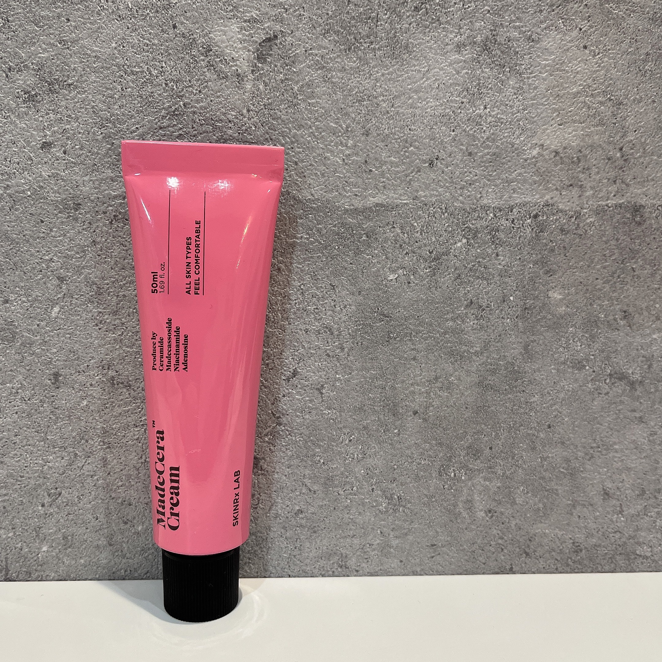 マデセラクリーム/SKINRx LAB/フェイスクリームを使ったクチコミ（2枚目）