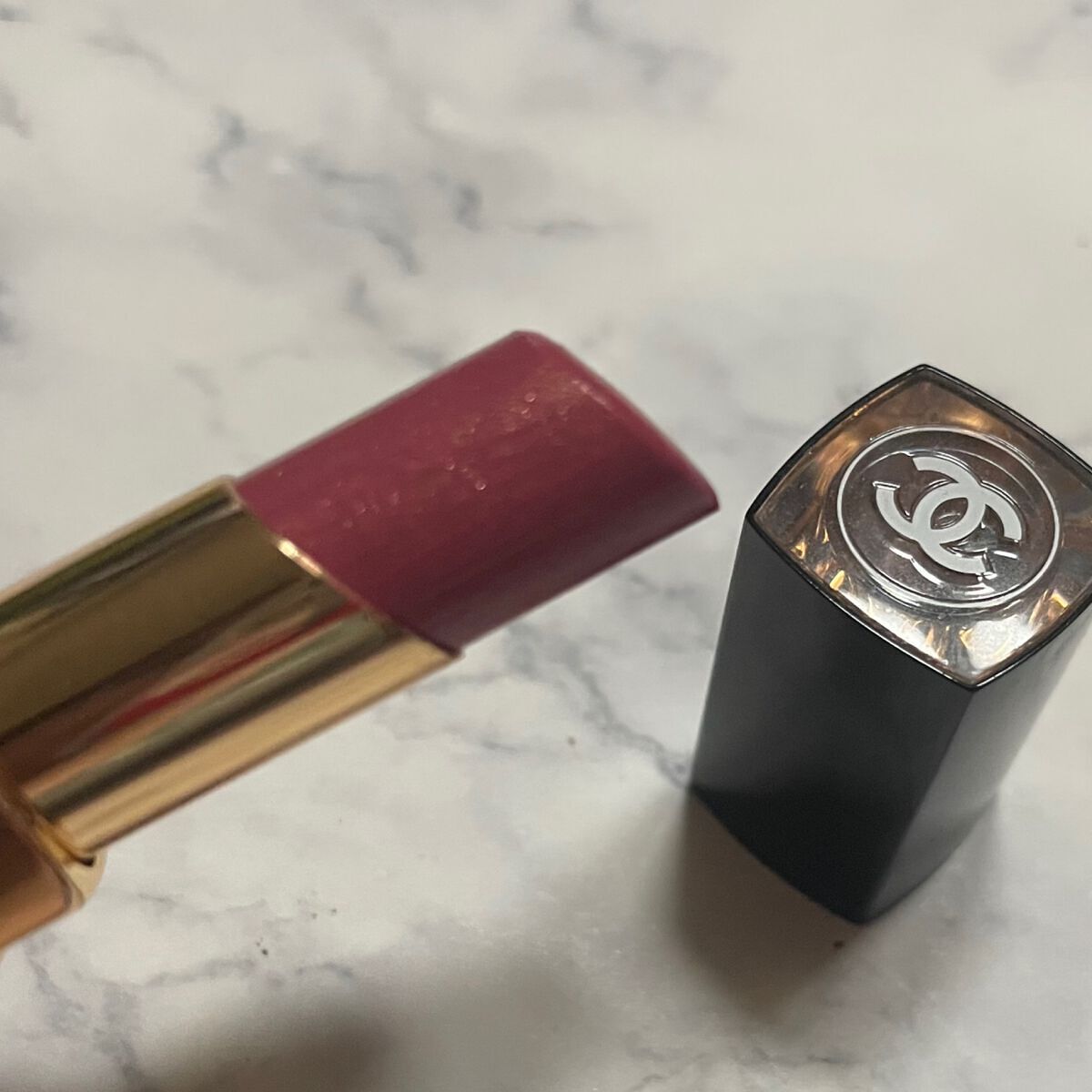 ルージュ ココ フラッシュ 82 ライヴ/CHANEL/口紅を使ったクチコミ（2枚目）