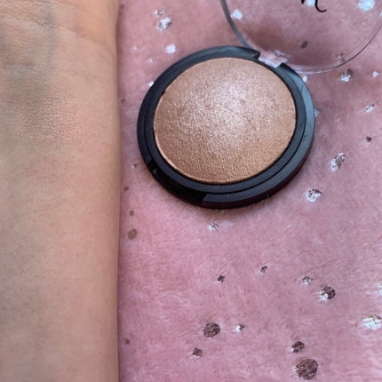 ベイクドハイライター/e.l.f. Cosmetics/パウダーハイライトを使ったクチコミ(4枚目)