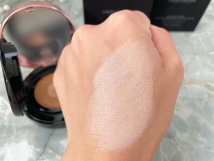 フローレス ルミエール ラディアンス パーフェクティング トーンアップ クッション/ローラ メルシエ/クッションファンデーションを使ったクチコミ(2枚目)