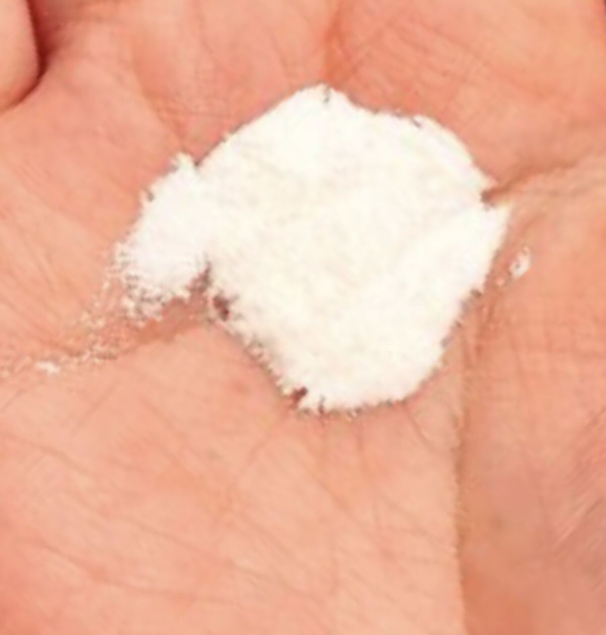 SIRTFL アクティブパウダー V.C.のクチコミ「SIRTFL
アクティブパウダーVCの紹介です

純アスコルビン酸と高浸透型アスコルビン酸をダ.....」（3枚目）