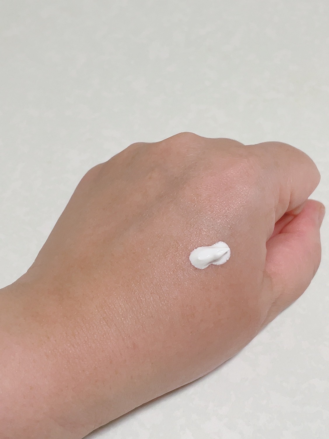 薬用ホワイトコンク ホワイトニングCC CII/ホワイトコンク/ボディクリームを使ったクチコミ（3枚目）