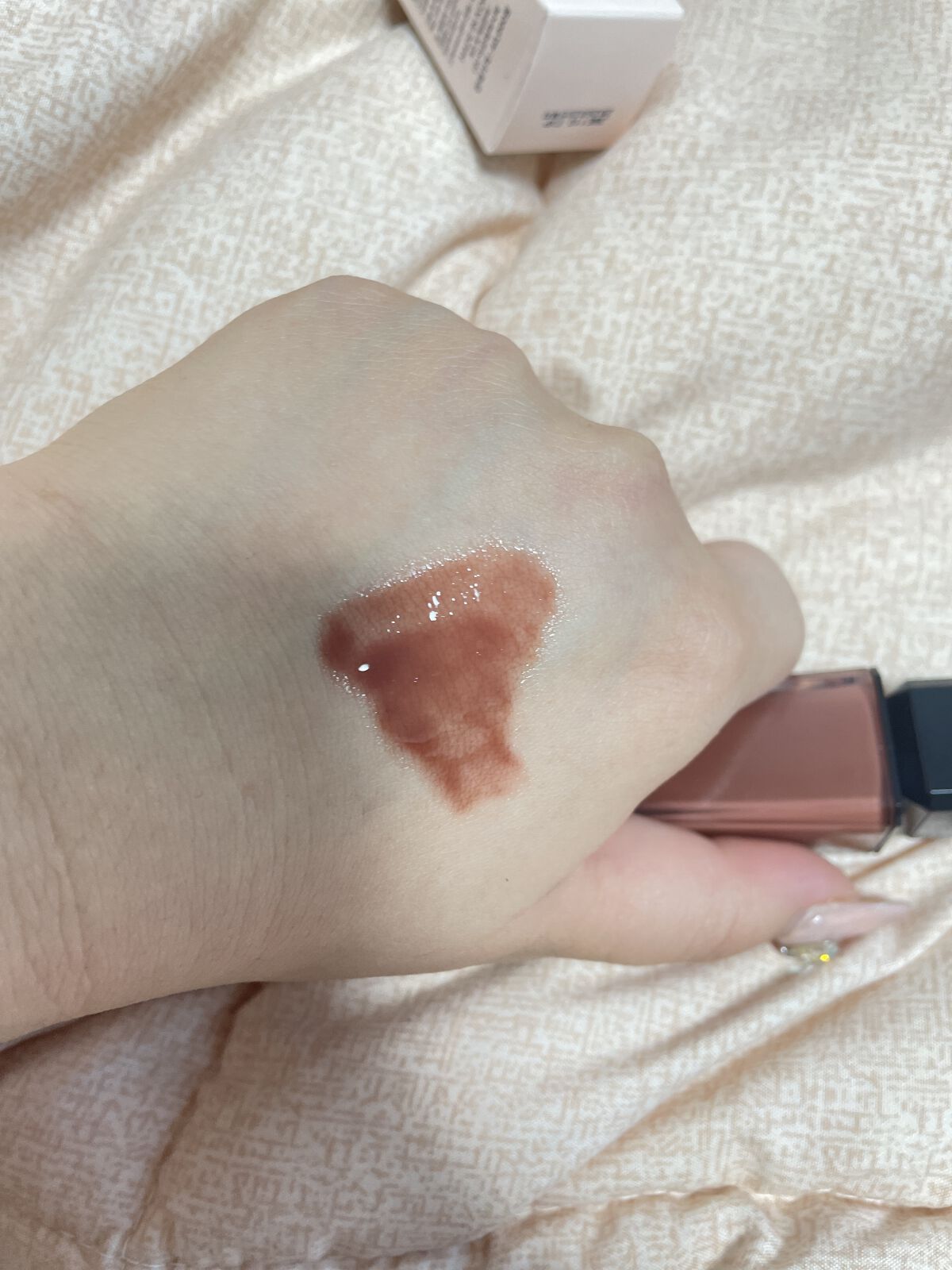 センシュアルヌードグロス/HERA/リップグロスを使ったクチコミ（2枚目）