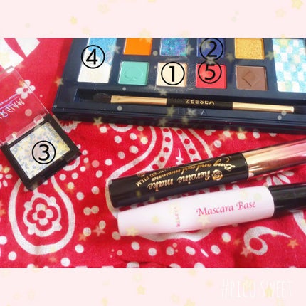 アリスドリームランドシリーズ 12色アイシャドウパレット(ZEESEA×大英博物館)/ZEESEA/アイシャドウパレットを使ったクチコミ(2枚目)