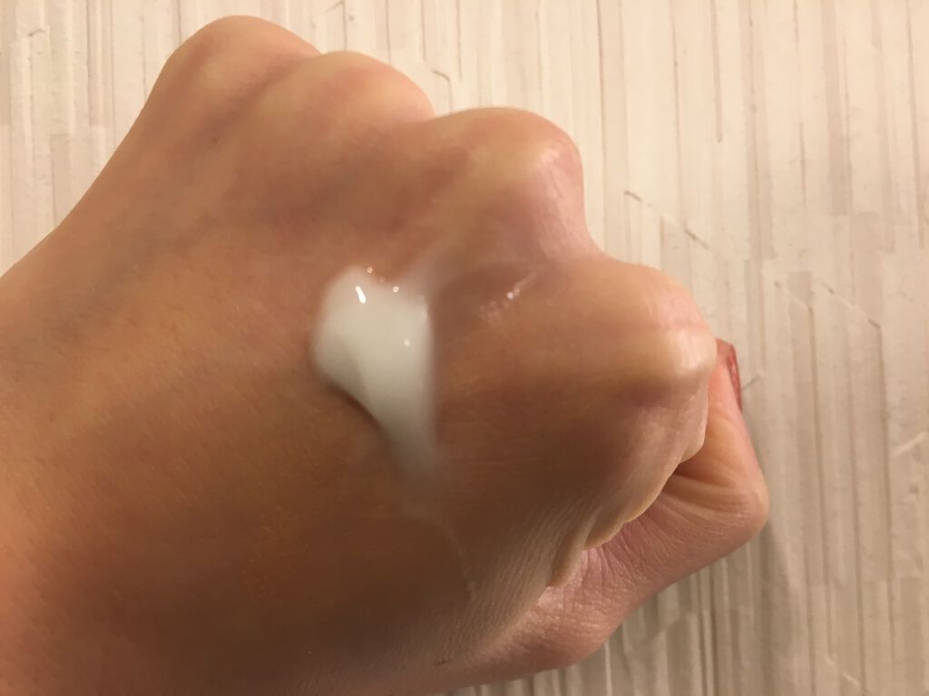 チェリーブロッサム ソフトハンドクリーム 30ml/L'OCCITANE/ハンドクリームを使ったクチコミ（3枚目）