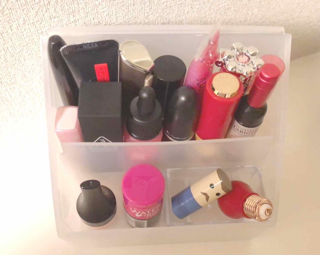 白(はく) on LIPS 「私流リップ収納術💄セリアとキャンドゥに売ってある収納ボックス?..」(2枚目)