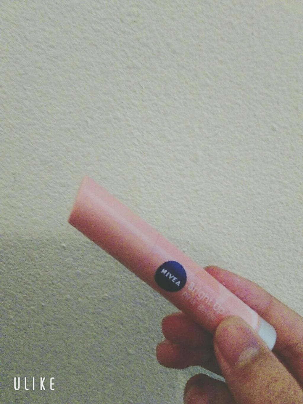 モイストピュアカラーリップ/ニベア/リップクリームを使ったクチコミ(4枚目)