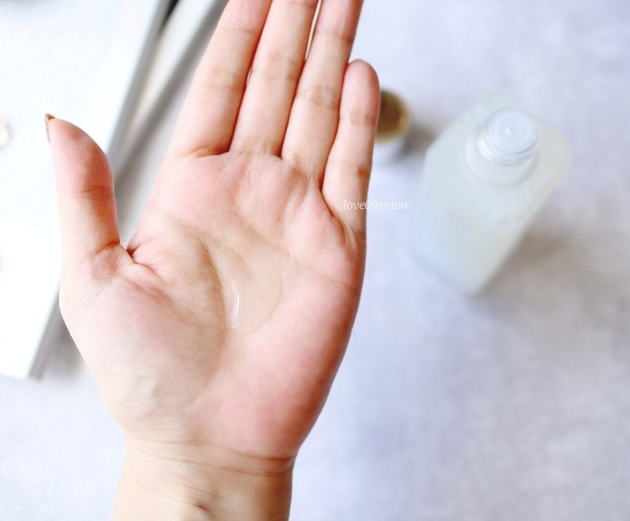 ロサ セレナイト スノーローズ エッセンス クリスタルスキン ローション/ROSA FAYRE/化粧水を使ったクチコミ(3枚目)