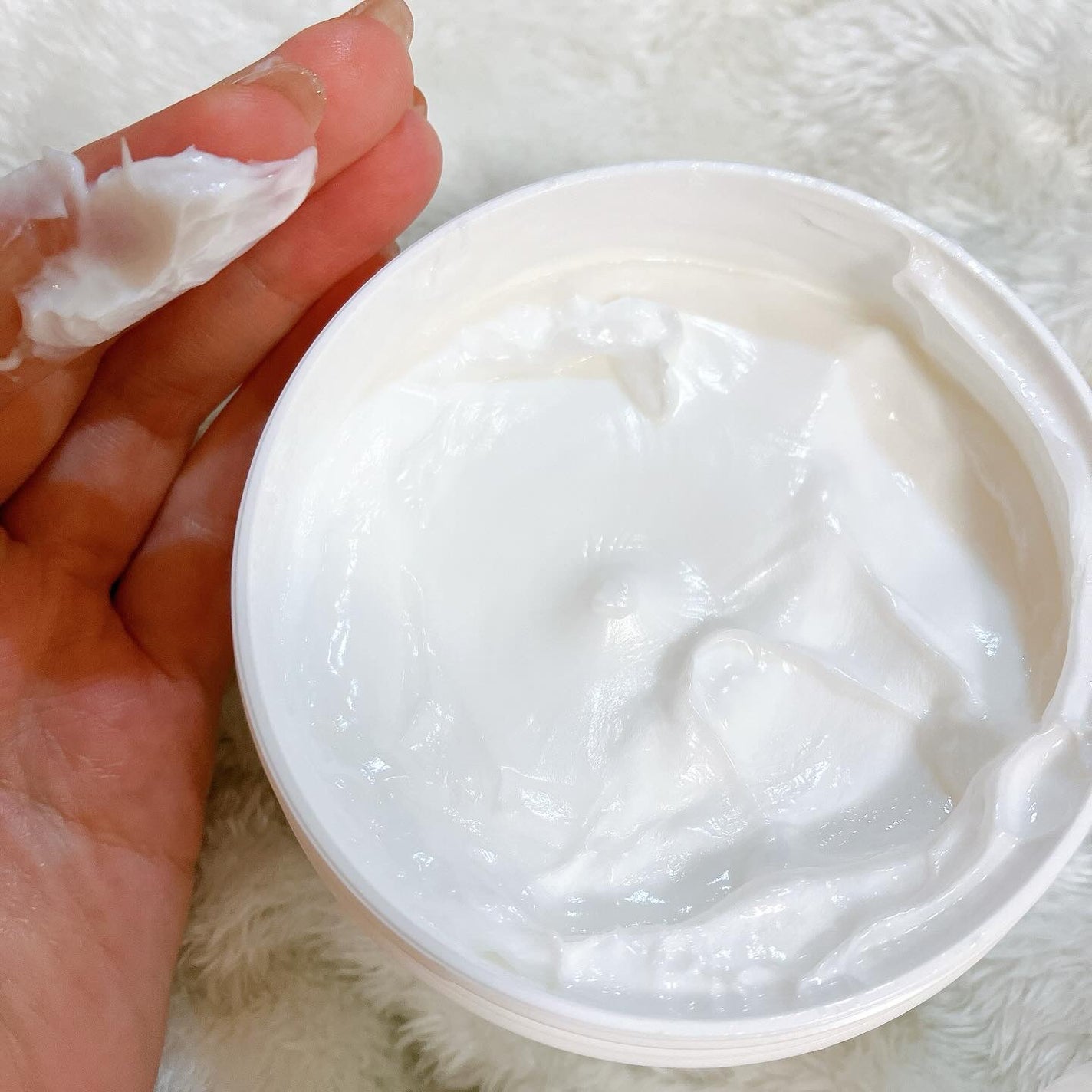 ダヴ クリームボディウォッシュ コンフォートモイスチャー/ダヴ/ボディソープを使ったクチコミ(2枚目)