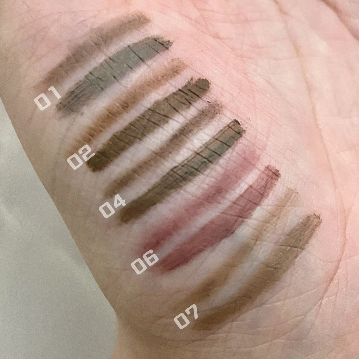 ブロウインク カラーティントデュオ/MAYBELLINE NEW YORK/眉ティントを使ったクチコミ（2枚目）