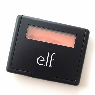 ★e.l.f Blush Twinkle Pink

e.l.fのコスメが欲しくて、初めてiHerbで購入してみました！

海外コスメだから発色が良すぎたらどうしようと思っていたけど、 薄づきで自然な発