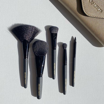 ストローク オブ ミッドナイト ブラシ コレクション /ローラ メルシエ/メイクブラシを使ったクチコミ(1枚目)