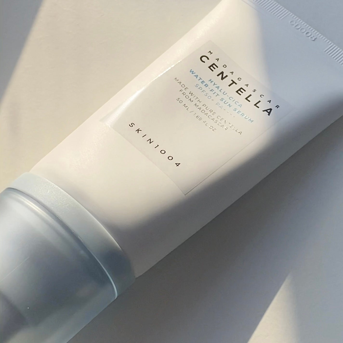 ヒアルーシカ ウォーターフィット サンセラム/SKIN1004/日焼け止めローションを使ったクチコミ(2枚目)