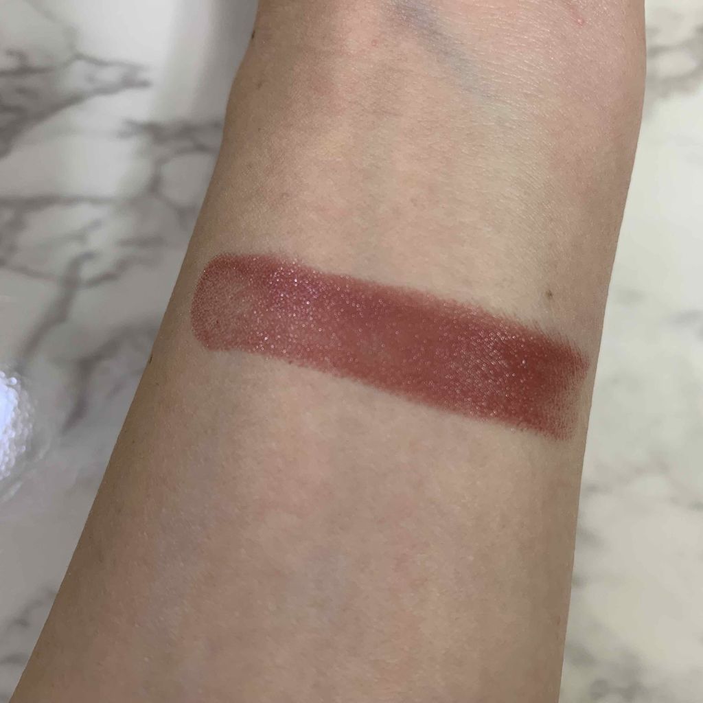 リュクス シャイン インテンス リップスティック 01 ベアトゥルース/BOBBI BROWN/口紅を使ったクチコミ（3枚目）